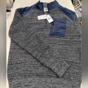 NWT Men's Gray Sweater with Navy Accents